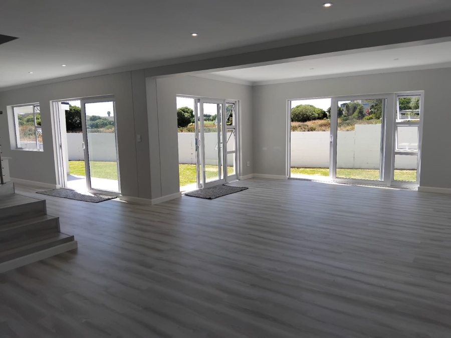 3 Bedroom Property for Sale in Country Club Western Cape